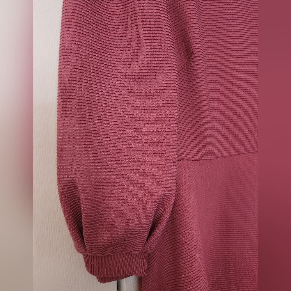 Gal Meets Glam "Maggie" Dress - Rich Pink - Size 4 - Picture 4 of 5